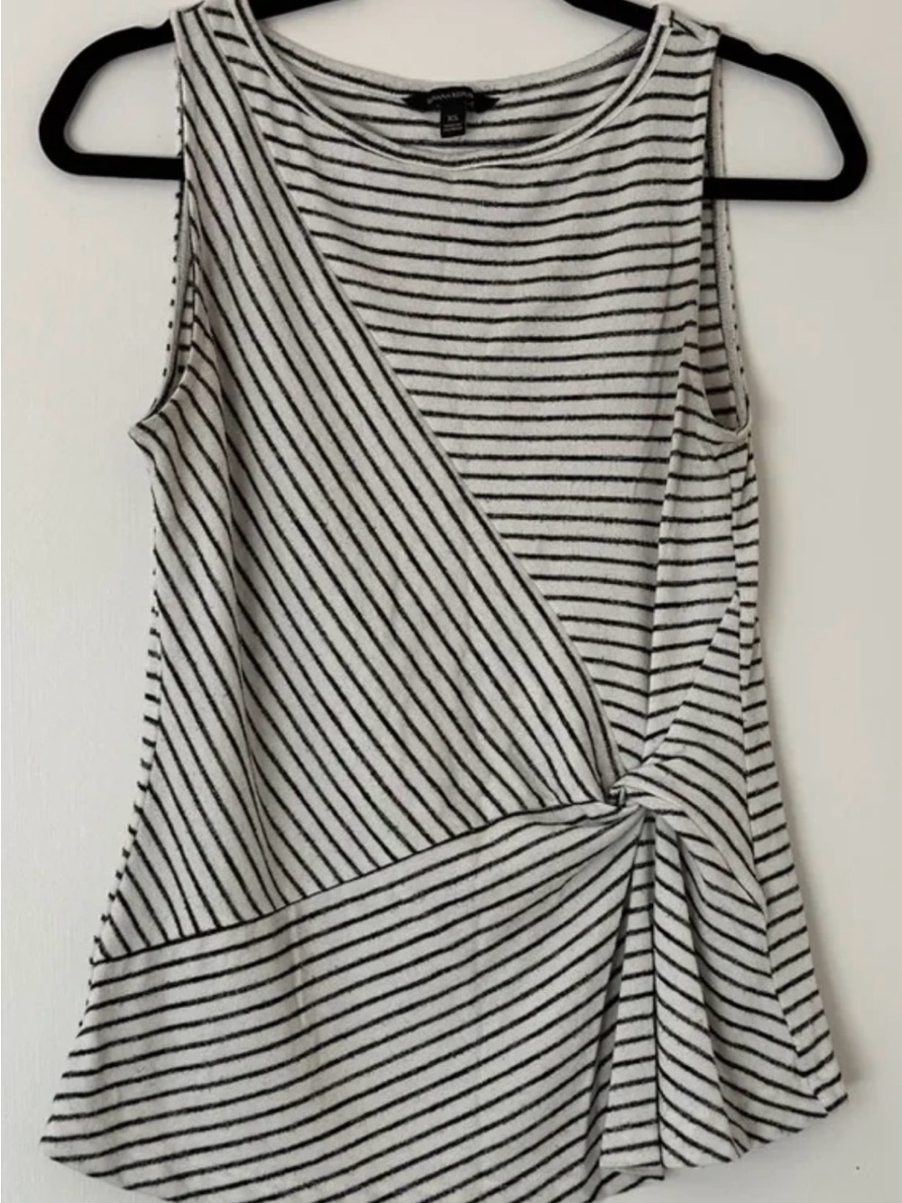 3/$15Banana Republic Black & White Striped Knot-Detail Tank